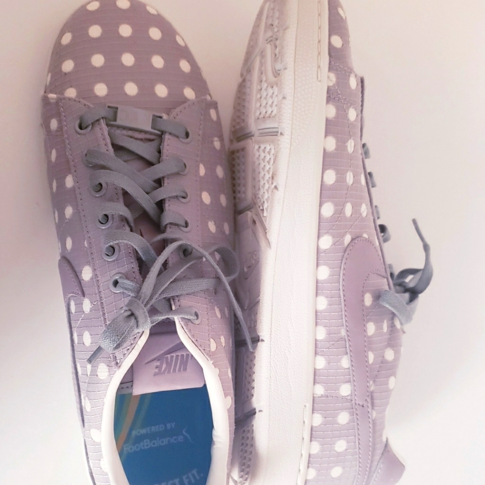 Nike shoes